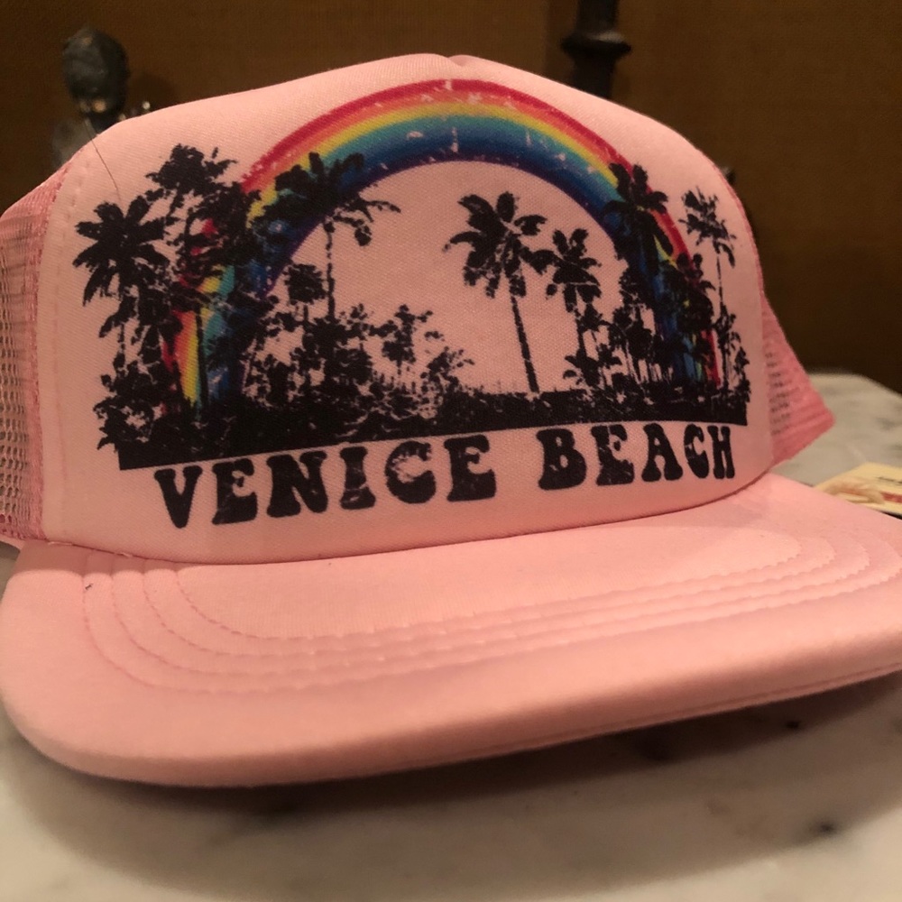 NWT Butter Super Soft Venice Beach Hat